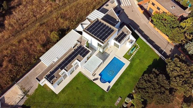 4 chambre Villa/Maison à vendre à Sant Antoni de Calonge, Calonge i Sant Antoni - 1 150 000 € (Ref: 9209136)