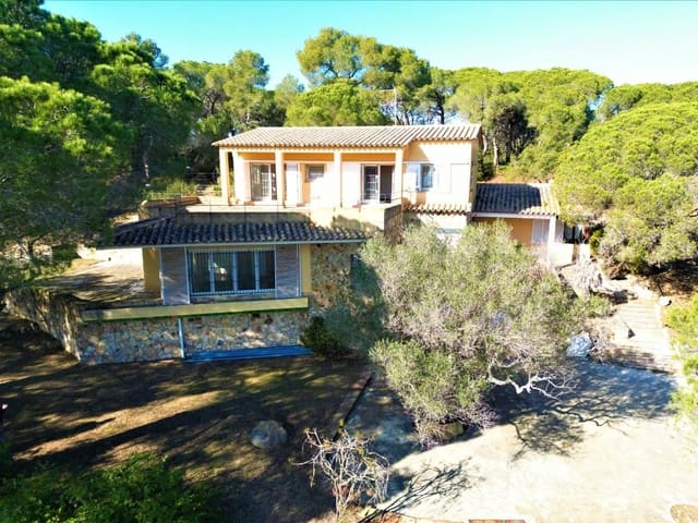 8 bedroom Finca/Country House for sale in Palamós with pool - € 1,300,000 (Ref: 9209137)