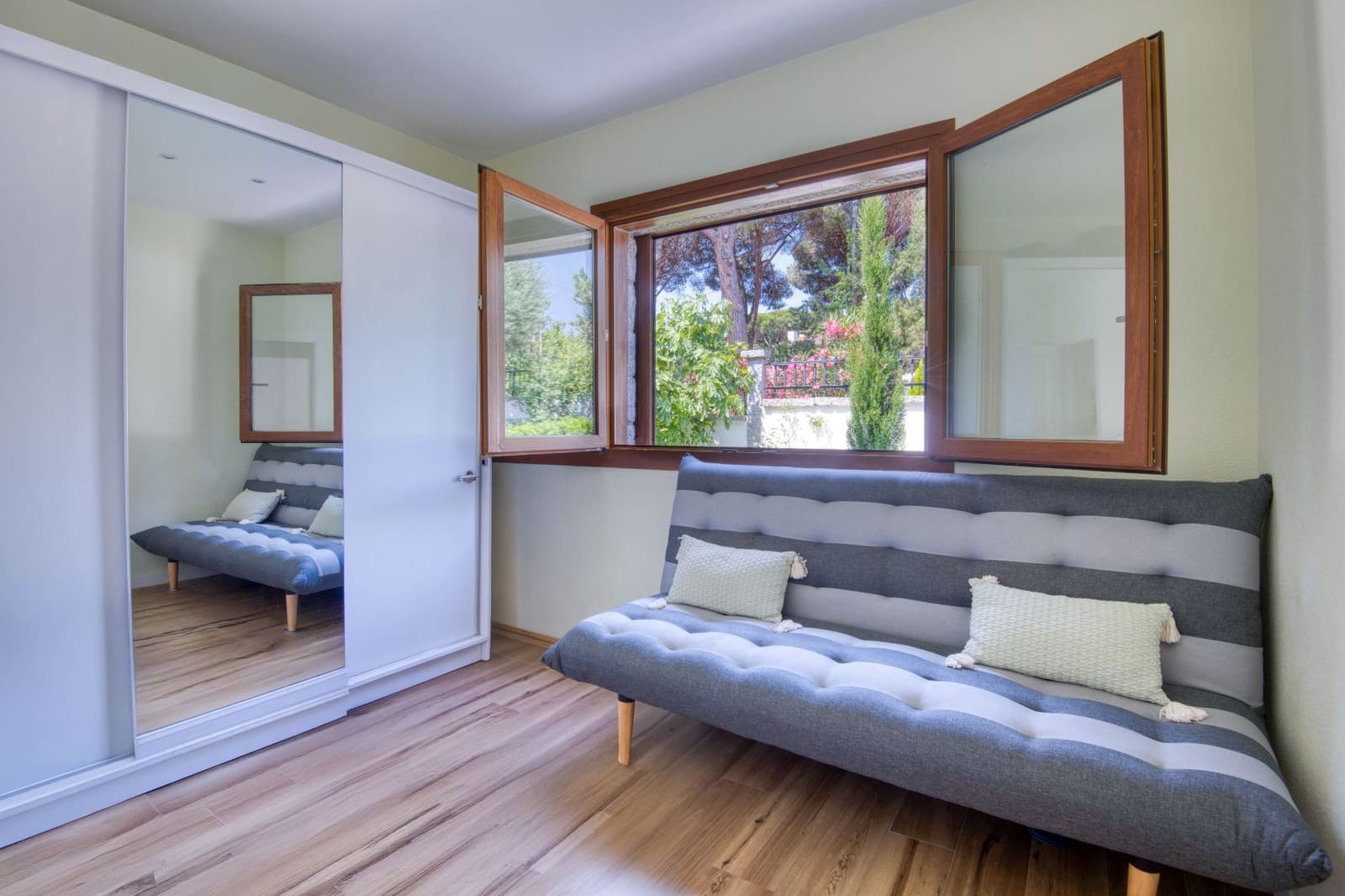 4 bedroom Villa for sale in Calonge i Sant Antoni - € 525,000 (Ref: 9217234)