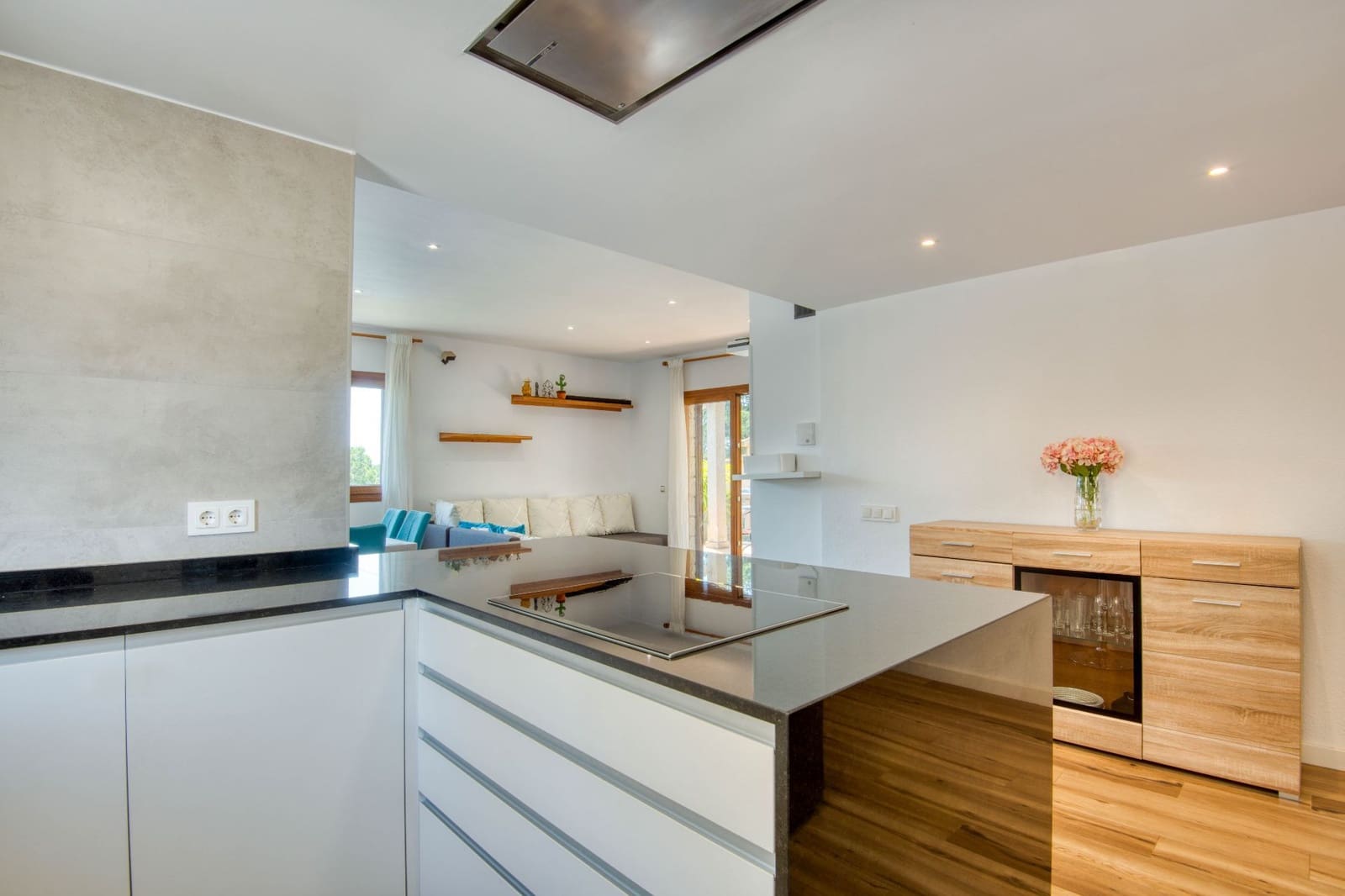 4 bedroom Villa for sale in Calonge i Sant Antoni - € 525,000 (Ref: 9217234)