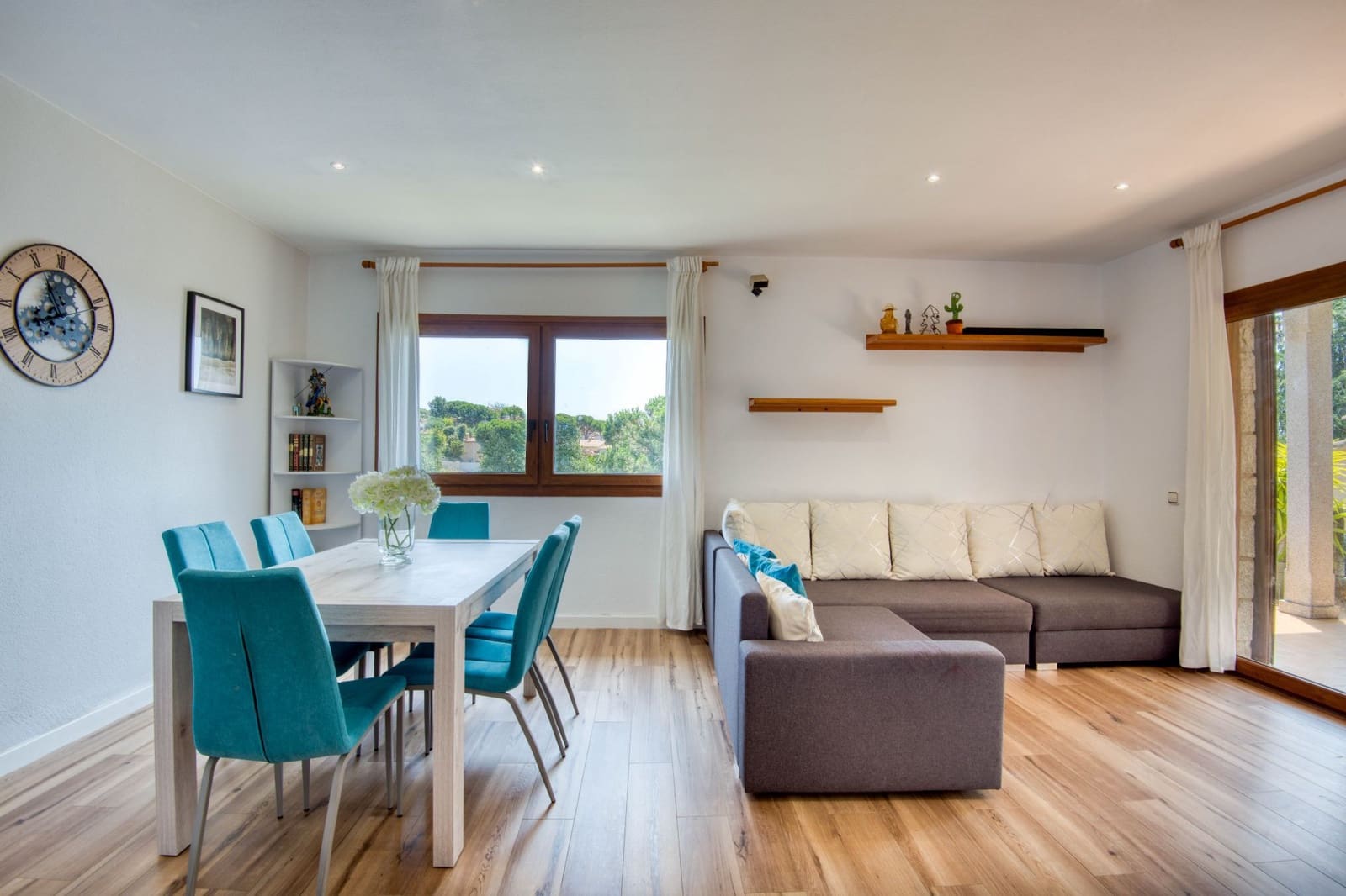 4 bedroom Villa for sale in Calonge i Sant Antoni - € 525,000 (Ref: 9217234)