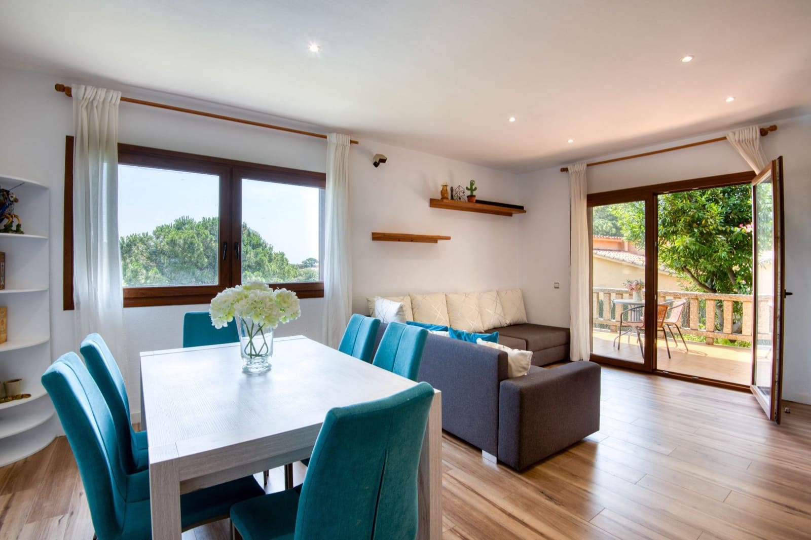 4 bedroom Villa for sale in Calonge i Sant Antoni - € 525,000 (Ref: 9217234)