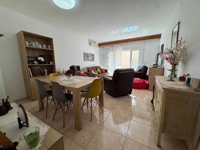 3 soveværelse Lejlighed til salg i Sant Feliu de Guíxols med garage - € 250.000 (Ref: 9247003)