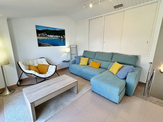 5 chambre Villa/Maison Mitoyenne à vendre à Tamariu, Palafrugell avec garage - 525 000 € (Ref: 9310701)