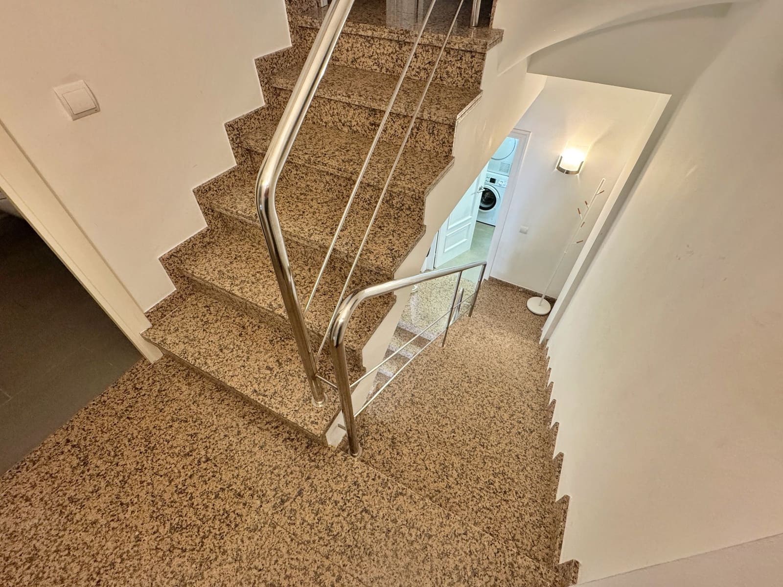 5 soveværelse Rækkehus til salg i Tamariu med garage - € 525.000 (Ref: 9310701)