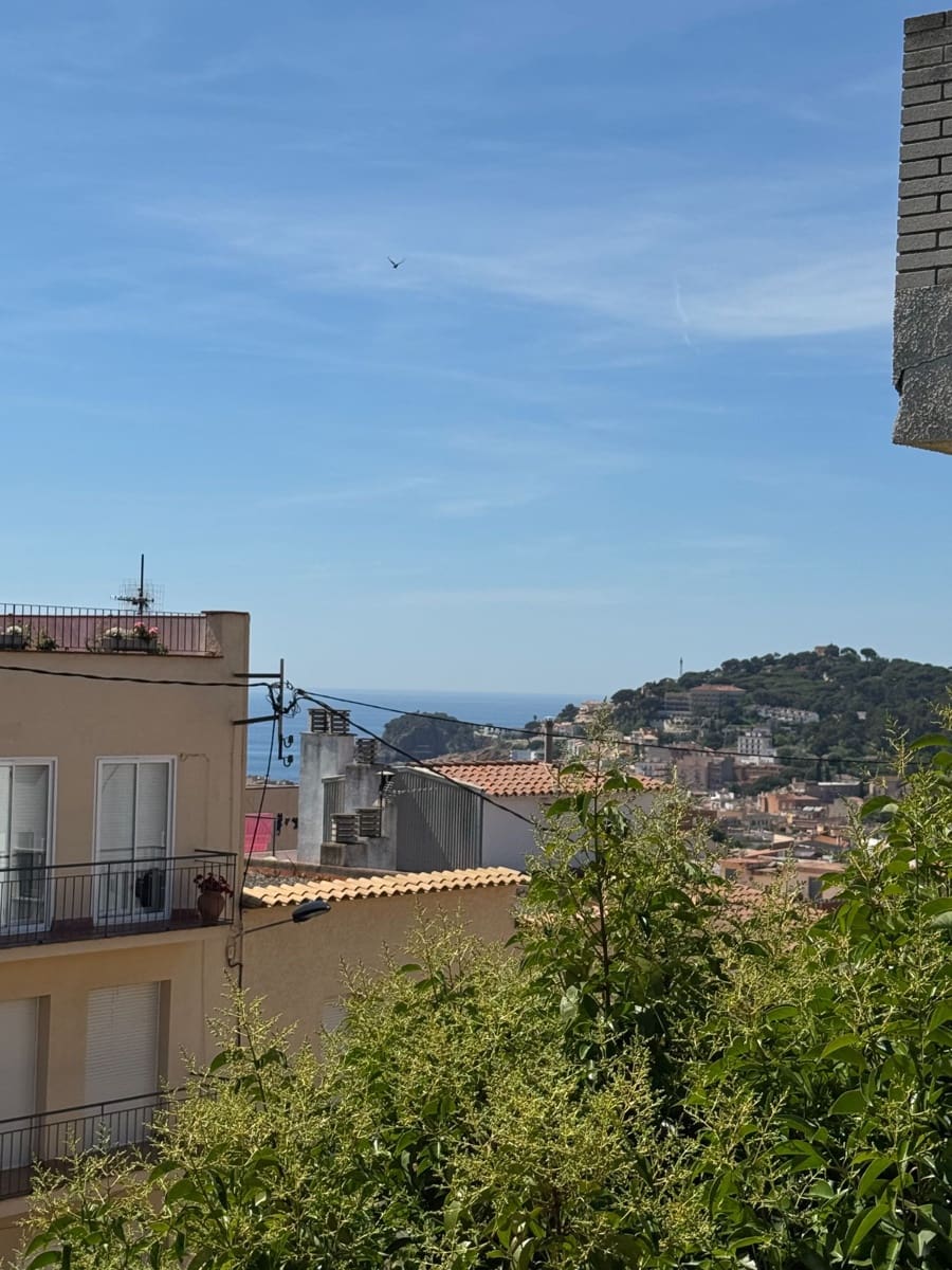 4 bedroom Villa for sale in Sant Feliu de Guixols - € 670,000 (Ref: 9406278)
