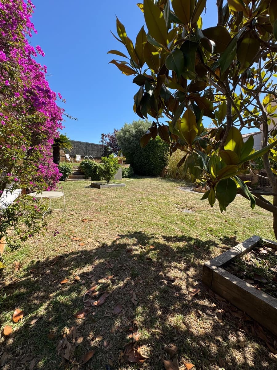 4 bedroom Villa for sale in Sant Feliu de Guixols - € 670,000 (Ref: 9406278)