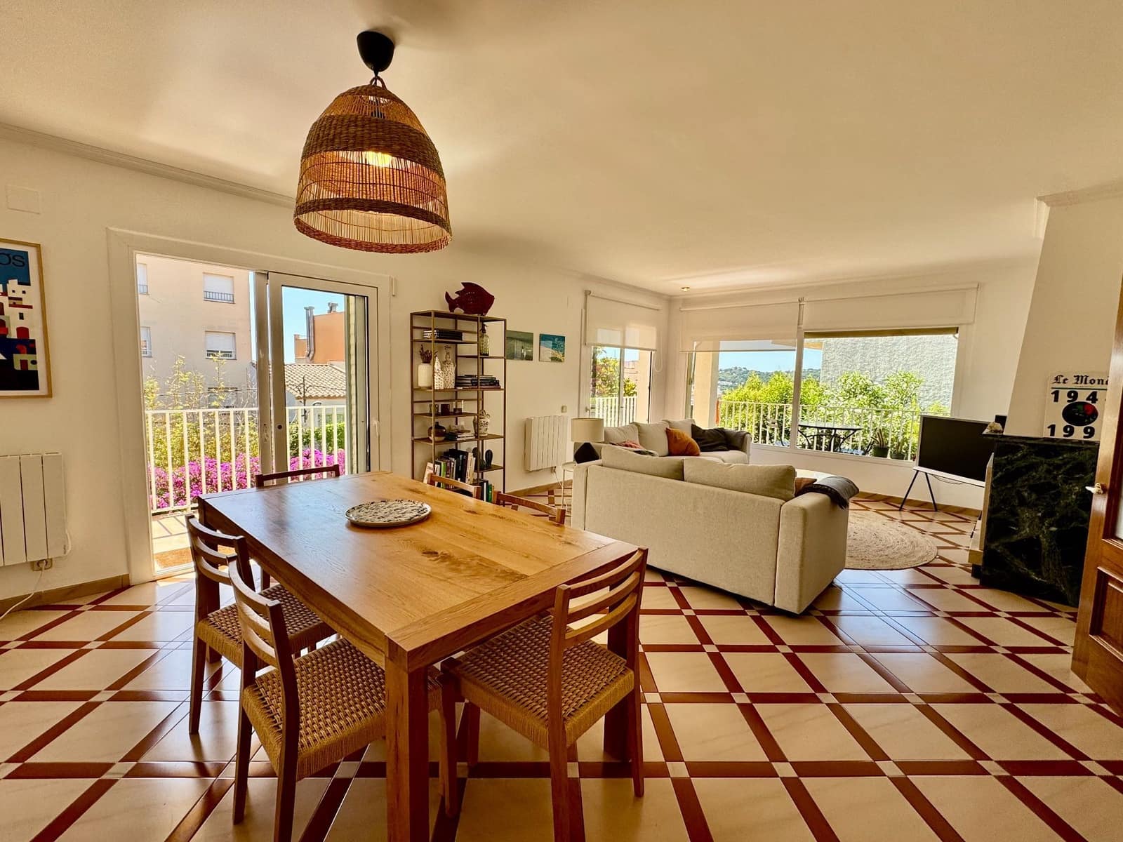 4 bedroom Villa for sale in Sant Feliu de Guixols - € 670,000 (Ref: 9406278)