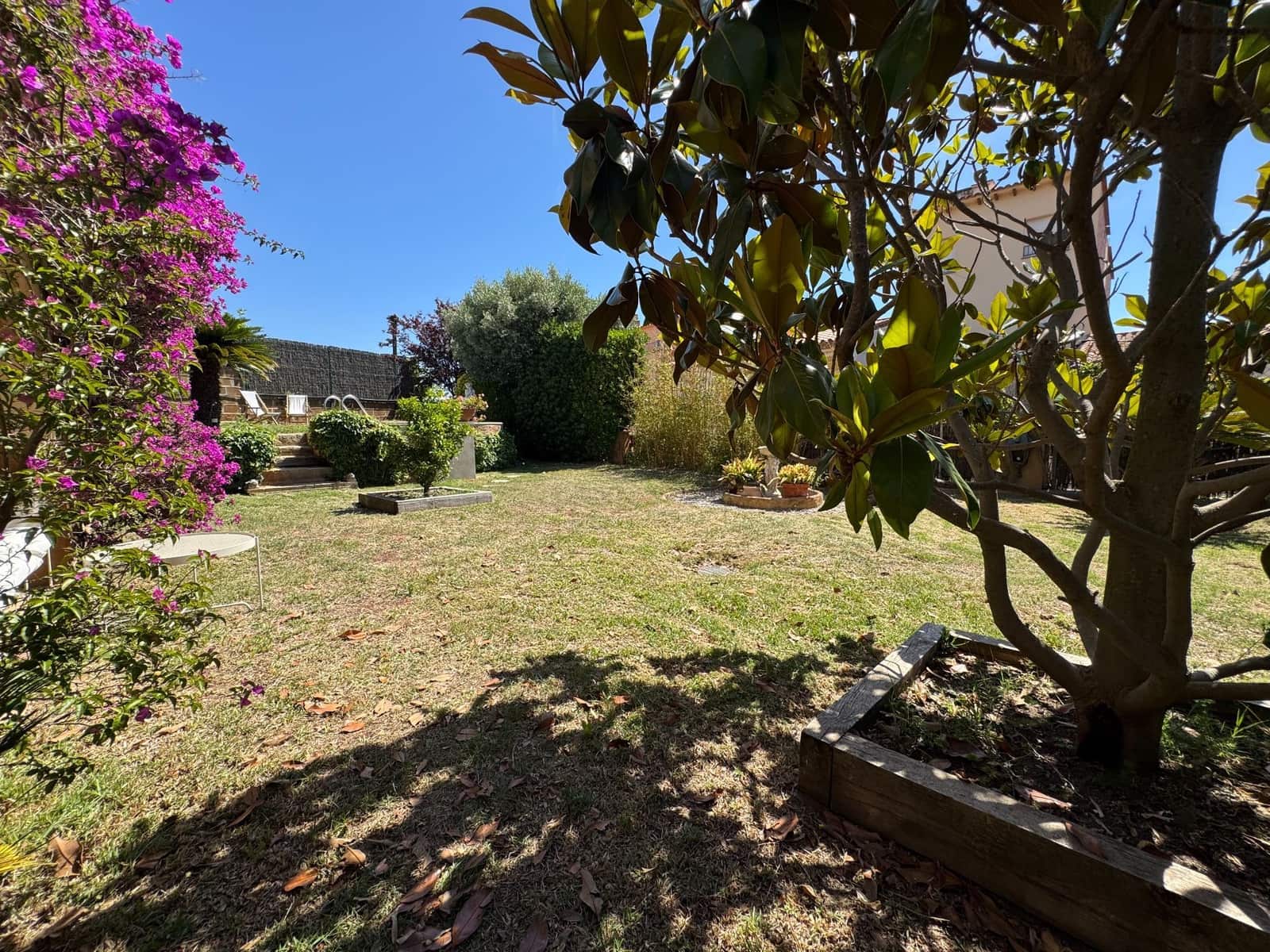 4 bedroom Villa for sale in Sant Feliu de Guixols - € 670,000 (Ref: 9406278)