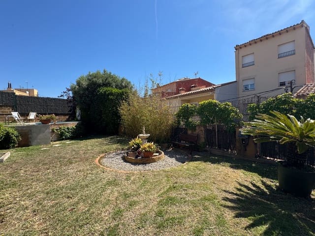 4 soveværelse Villa til salg i Sant Feliu de Guíxols - € 670.000 (Ref: 9406278)