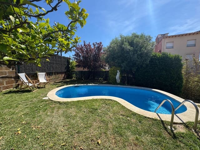 4 soveværelse Villa til salg i Sant Feliu de Guíxols - € 670.000 (Ref: 9406278)