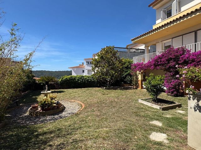 4 soveværelse Villa til salg i Sant Feliu de Guíxols med swimmingpool garage - € 670.000 (Ref: 9406278)