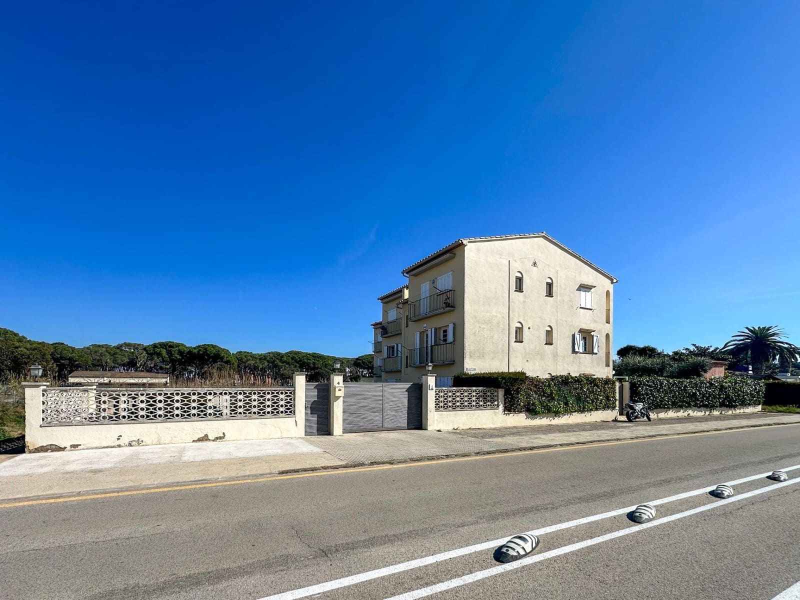 3 slaapkamer Appartement te koop in Sant Antoni de Calonge met garage - € 279.000 (Ref: 9673913)