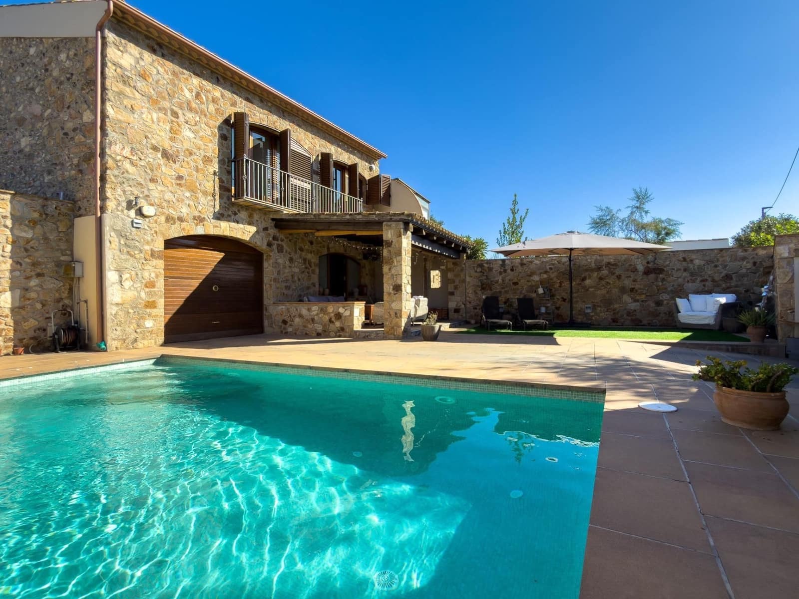 Chalet de 3 habitaciones en Calonge i Sant Antoni en venta con garaje - 760.000 € (Ref: 9673914)