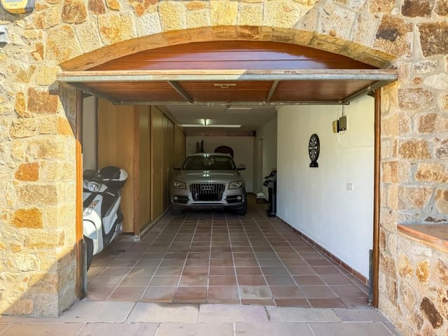 Chalet de 3 habitaciones en Calonge i Sant Antoni en venta con garaje - 760.000 € (Ref: 9673914)