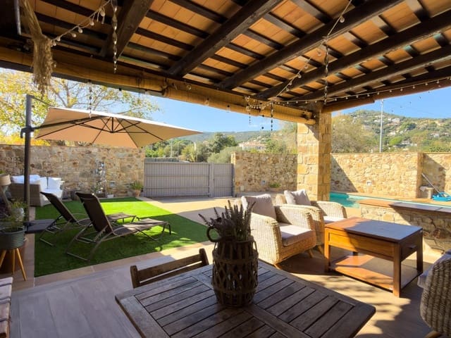 Chalet de 3 habitaciones en Calonge i Sant Antoni en venta con garaje - 760.000 € (Ref: 9673914)