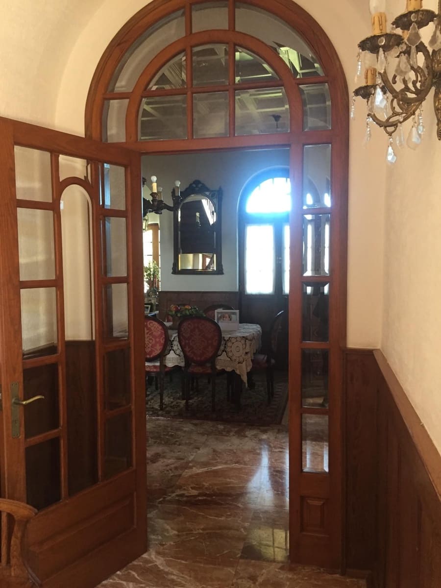 8 bedroom Villa for sale in Sant Feliu de Guixols with garage - € 1,150,000 (Ref: 9673915)