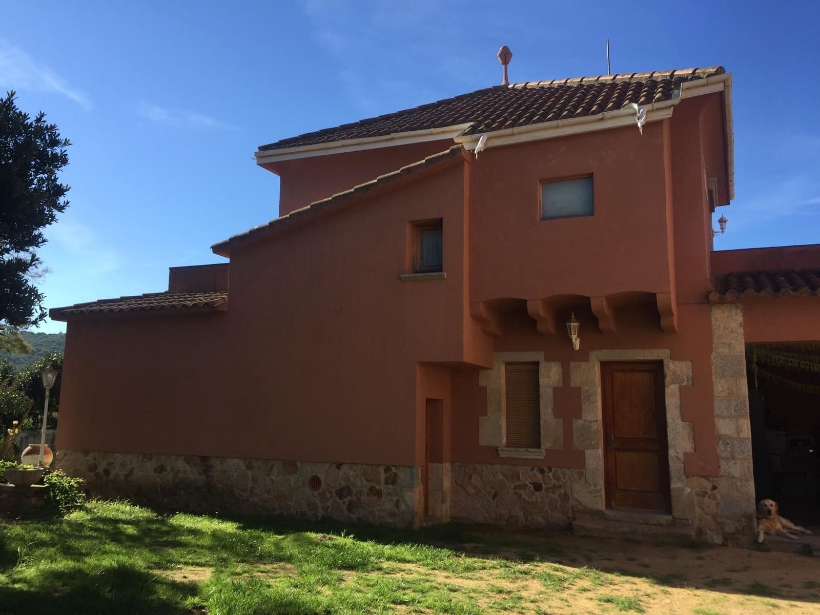 8 bedroom Villa for sale in Sant Feliu de Guixols with garage - € 1,150,000 (Ref: 9673915)