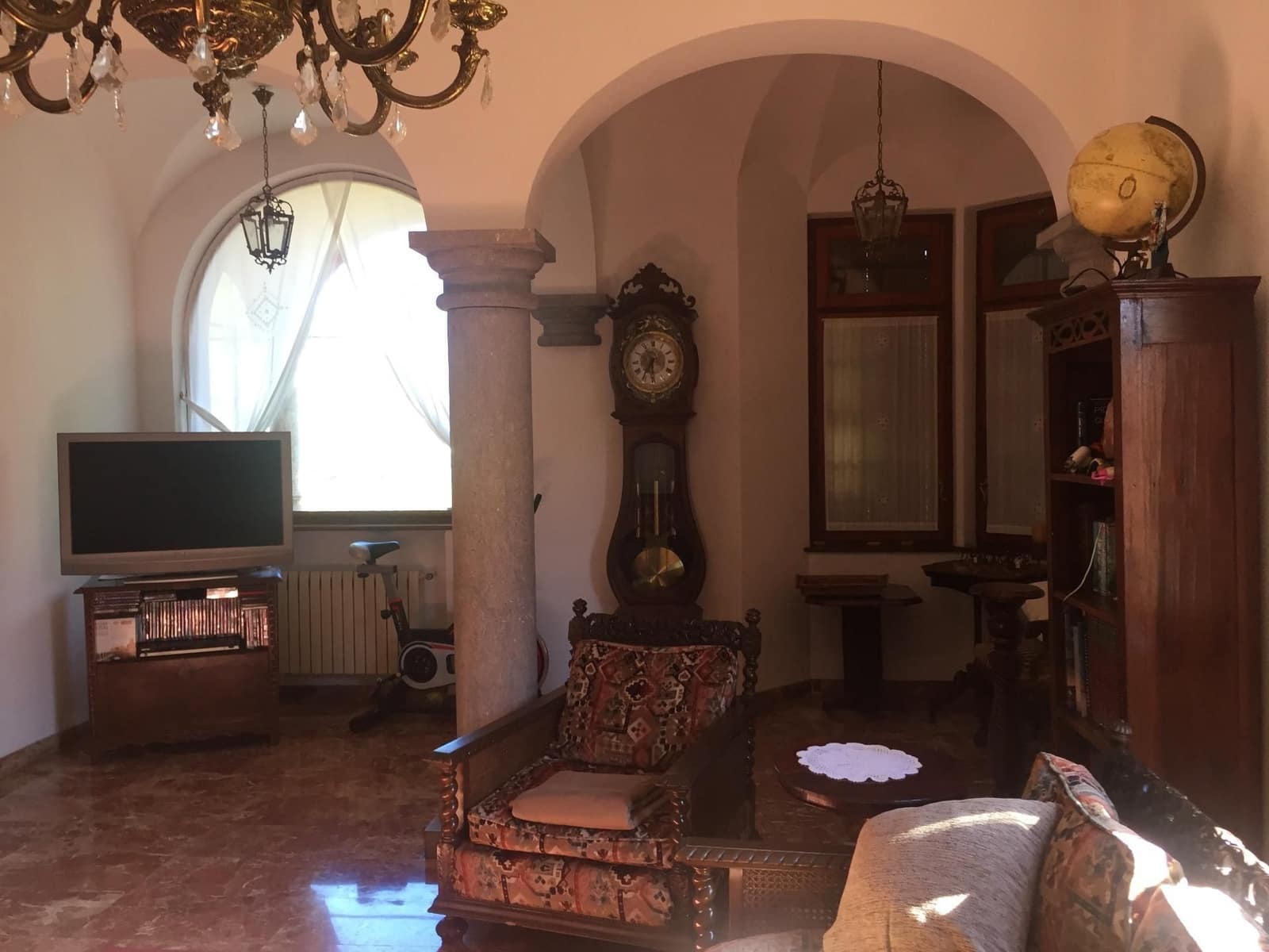 8 bedroom Villa for sale in Sant Feliu de Guixols with garage - € 1,150,000 (Ref: 9673915)