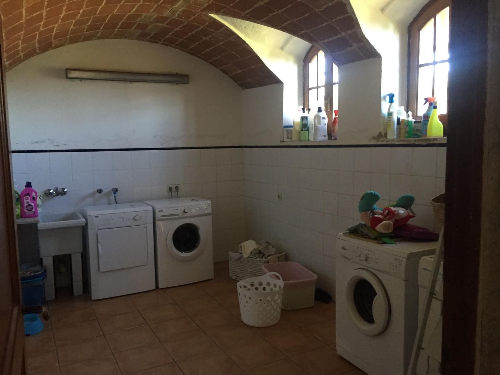 8 bedroom Villa for sale in Sant Feliu de Guixols with garage - € 1,150,000 (Ref: 9673915)