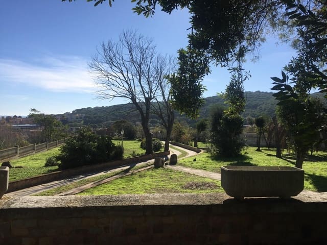 Chalet de 8 habitaciones en Sant Feliu de Guíxols en venta con garaje - 1.150.000 € (Ref: 9673915)