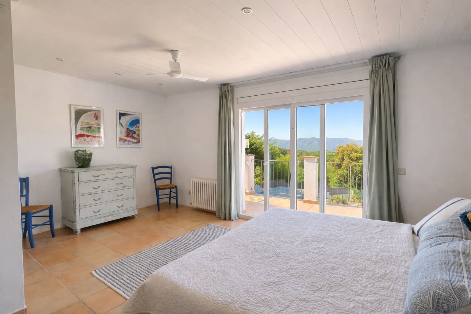 7 bedroom Villa for sale in Santa Cristina d'Aro - € 1,375,000 (Ref: 9698067)