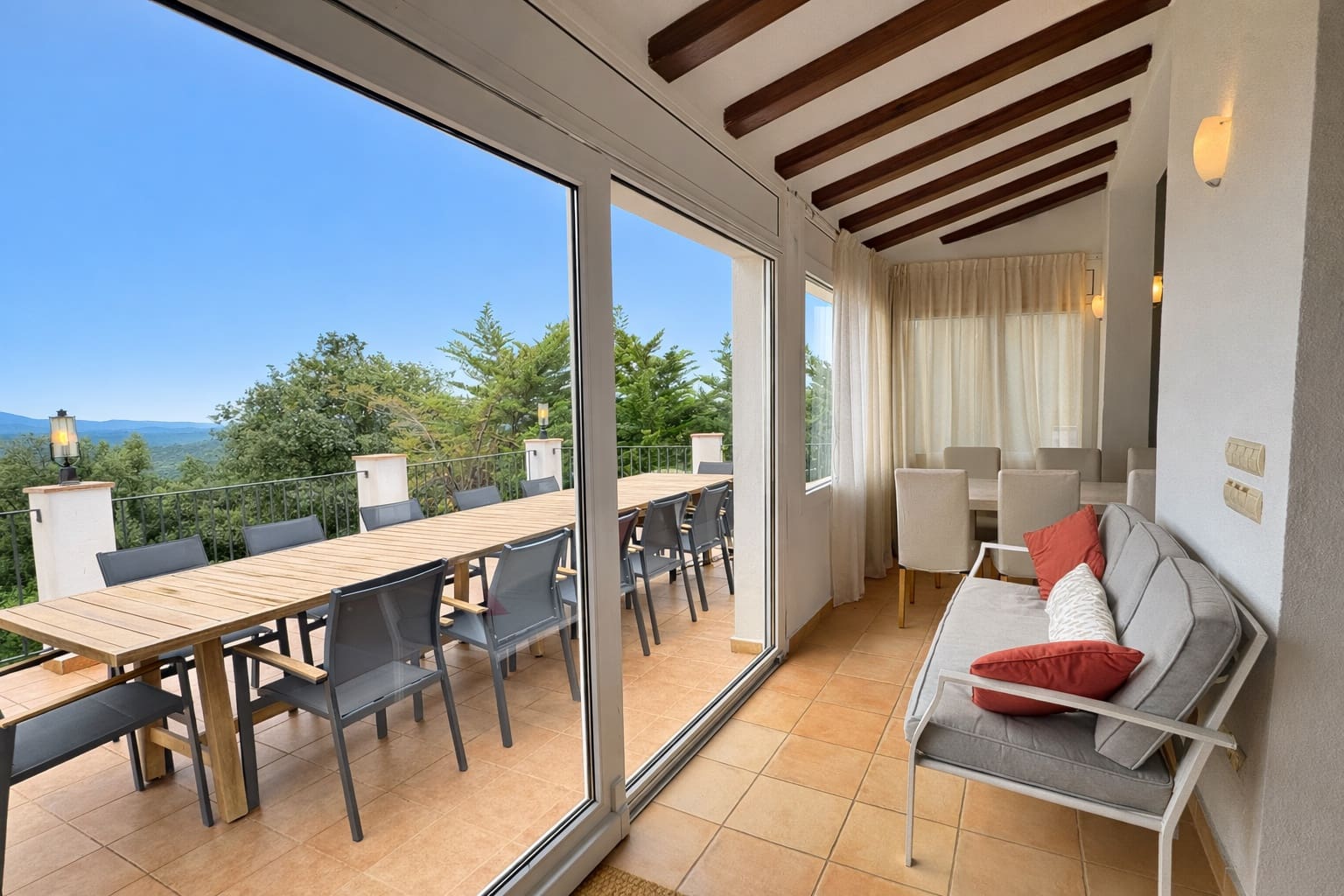 7 bedroom Villa for sale in Santa Cristina d'Aro - € 1,375,000 (Ref: 9698067)