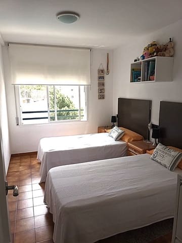 2 bedroom Apartment for sale in Platja d'Aro, Castell-Platja d'Aro - € 330,000 (Ref: 9721398)