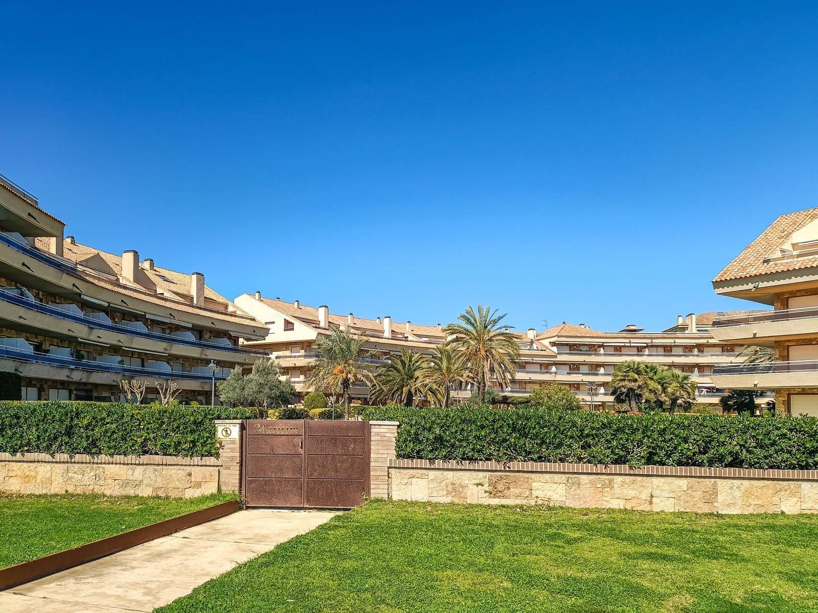 4 bedroom Apartment for sale in Sant Antoni de Calonge with pool garage - € 795,000 (Ref: 9726428)