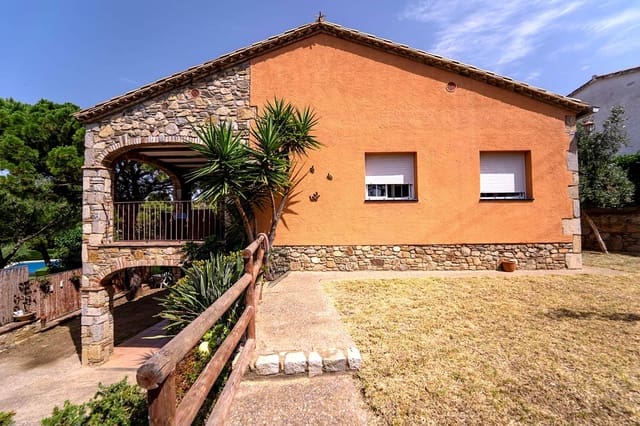 4 sovrum Villa till salu i Sant Antoni de Calonge, Calonge i Sant Antoni - 550 000 € (Ref: 9726429)
