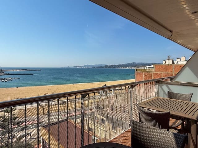 2 bedroom Apartment for sale in Palamós - € 490,000 (Ref: 9726430)