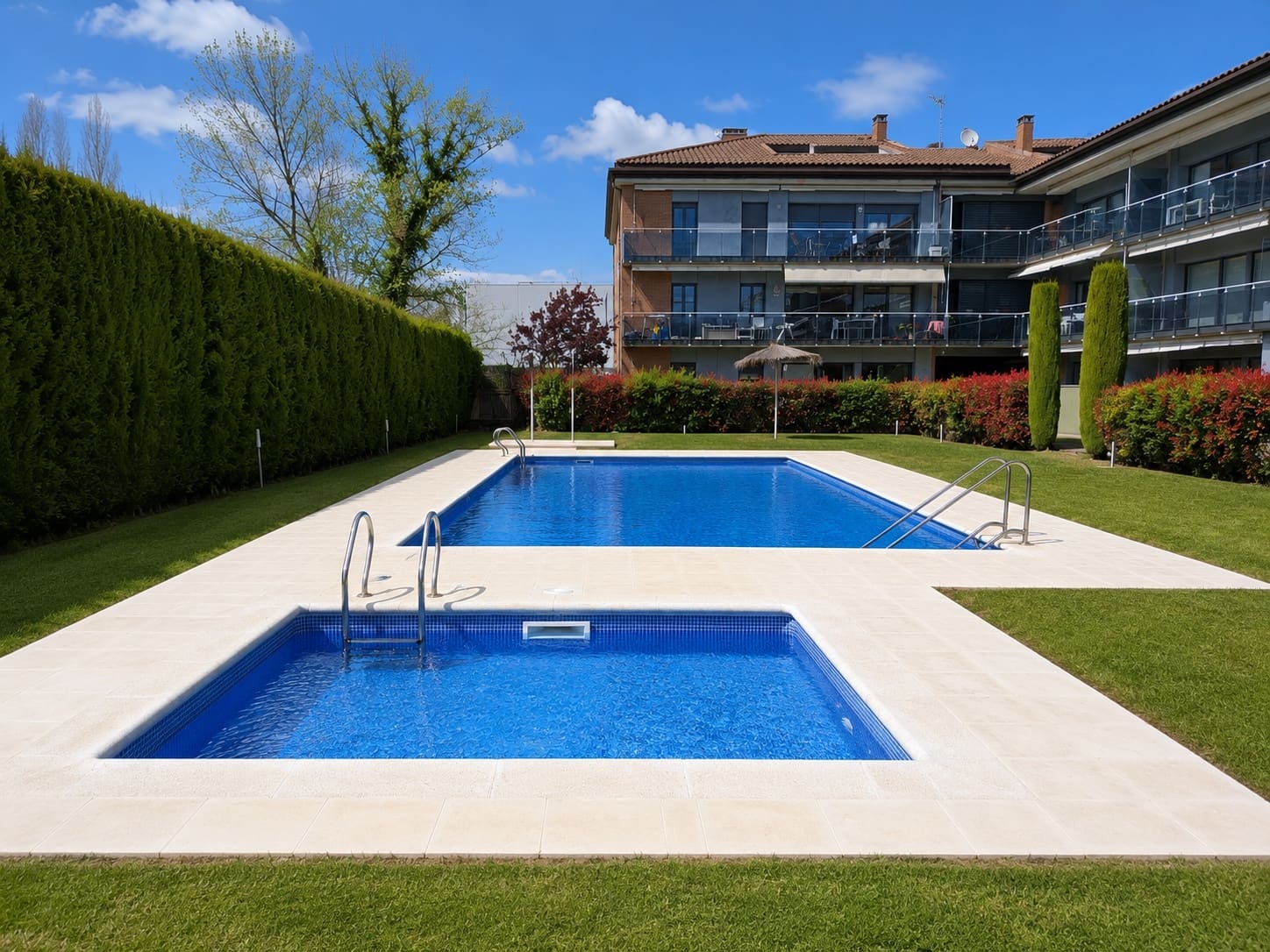 4 bedroom Apartment for sale in Sant Antoni de Calonge with pool - € 375,000 (Ref: 9751680)