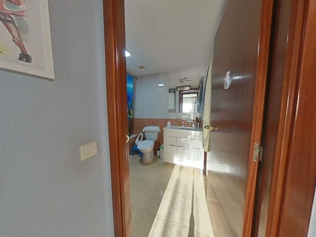 Apartamento de 2 habitaciones en Palamós en venta - 230.000 € (Ref: 9817857)