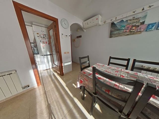 Apartamento de 2 habitaciones en Palamós en venta - 230.000 € (Ref: 9817857)