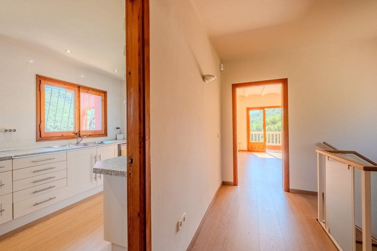 5 soveværelse Villa til salg i Calonge i Sant Antoni med swimmingpool garage - € 595.000 (Ref: 9963396)