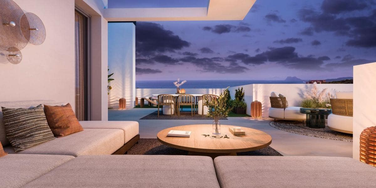 Apartamento de 2 habitaciones en Manilva en venta con piscina - 357.543 € (Ref: 10003868)