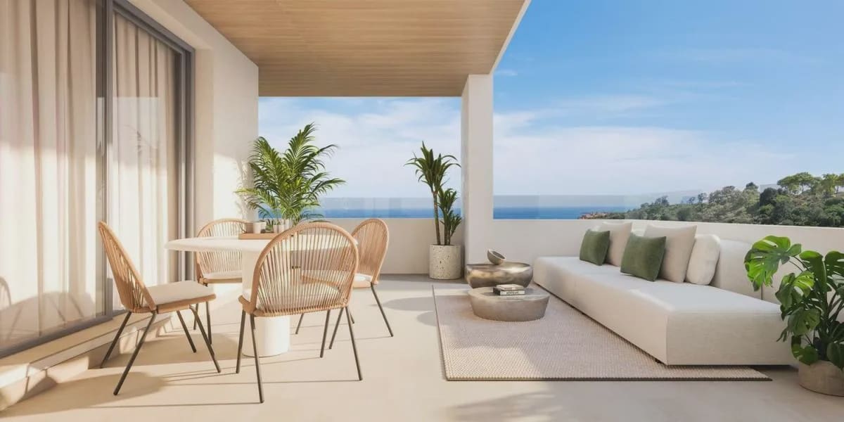 Apartamento de 2 habitaciones en Manilva en venta con piscina - 357.543 € (Ref: 10003868)