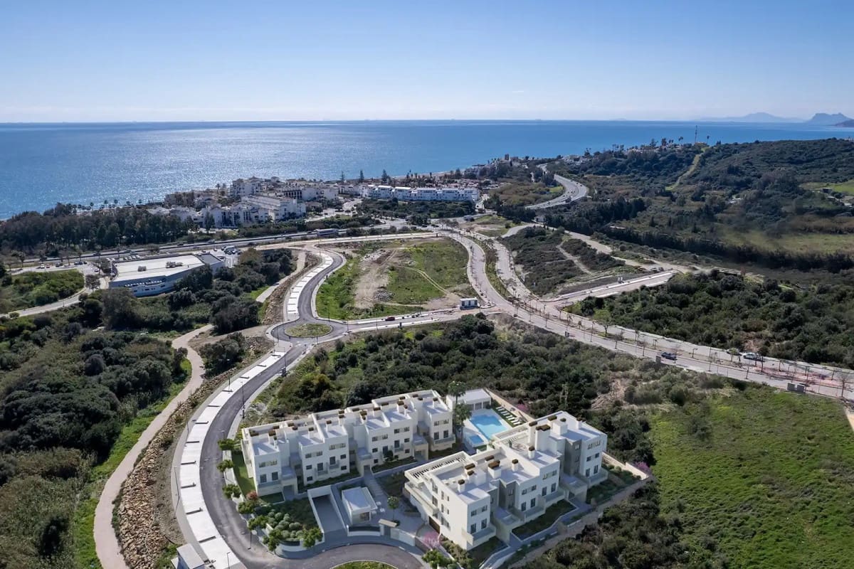 1 quarto Apartamento para venda em Estepona com piscina - 233 000 € (Ref: 10003872)