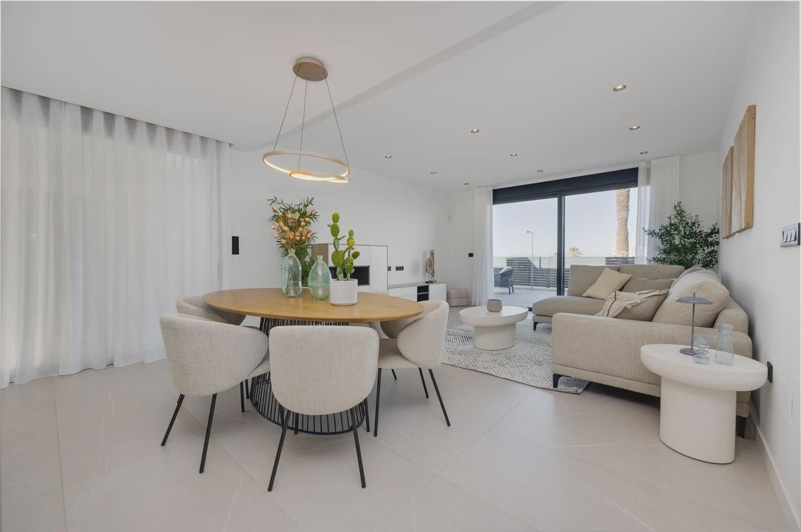 3 sypialnia Willa na sprzedaż w Torrevieja z basenem - 585 000 € (Ref: 10003873)