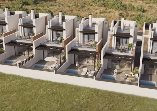3 sypialnia Willa na sprzedaż w Aguas Nuevas, Torrevieja z basenem - 550 000 € (Ref: 10003877)
