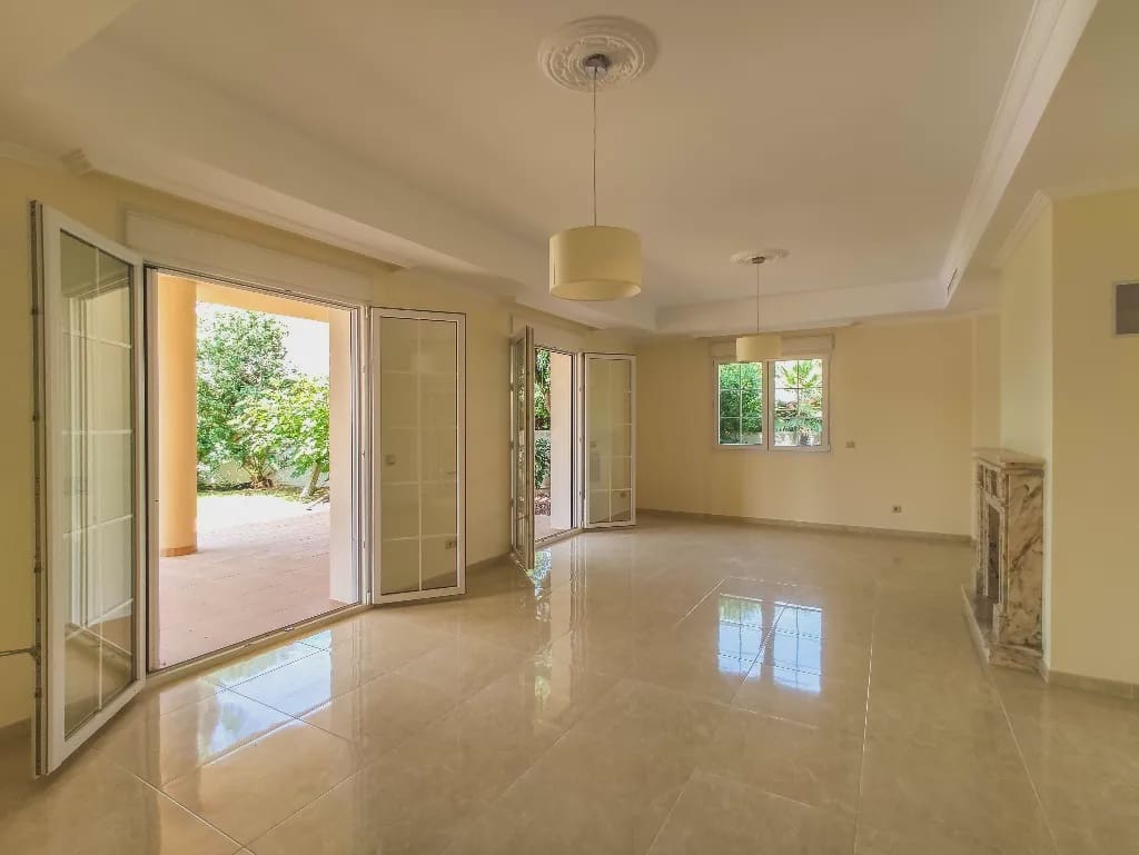 6 chambre Villa/Maison à vendre à Cabo Roig avec piscine - 1 900 000 € (Ref: 10003882)