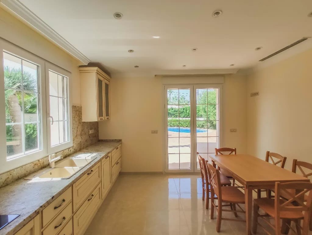6 chambre Villa/Maison à vendre à Cabo Roig avec piscine - 1 900 000 € (Ref: 10003882)