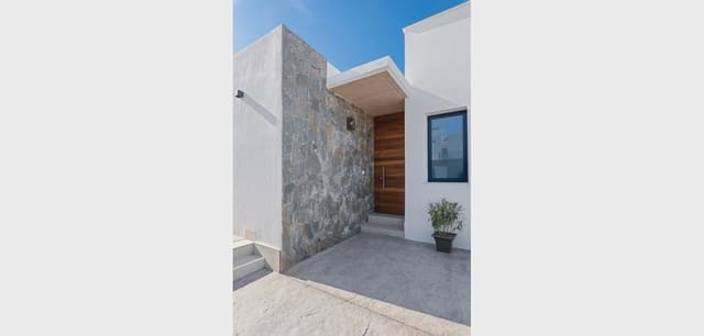Chalet de 3 habitaciones en Mar de Cristal, Cartagena en venta con piscina - 549.000 € (Ref: 10003884)
