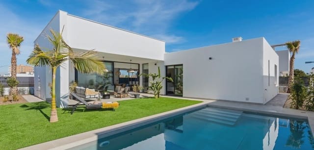 Chalet de 3 habitaciones en Mar de Cristal, Cartagena en venta con piscina - 549.000 € (Ref: 10003884)