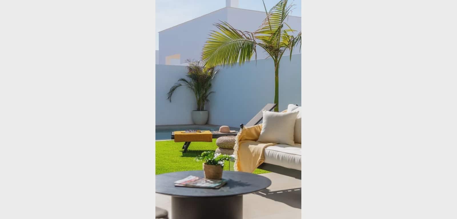 Chalet de 3 habitaciones en Mar de Cristal en venta con piscina - 549.000 € (Ref: 10003884)