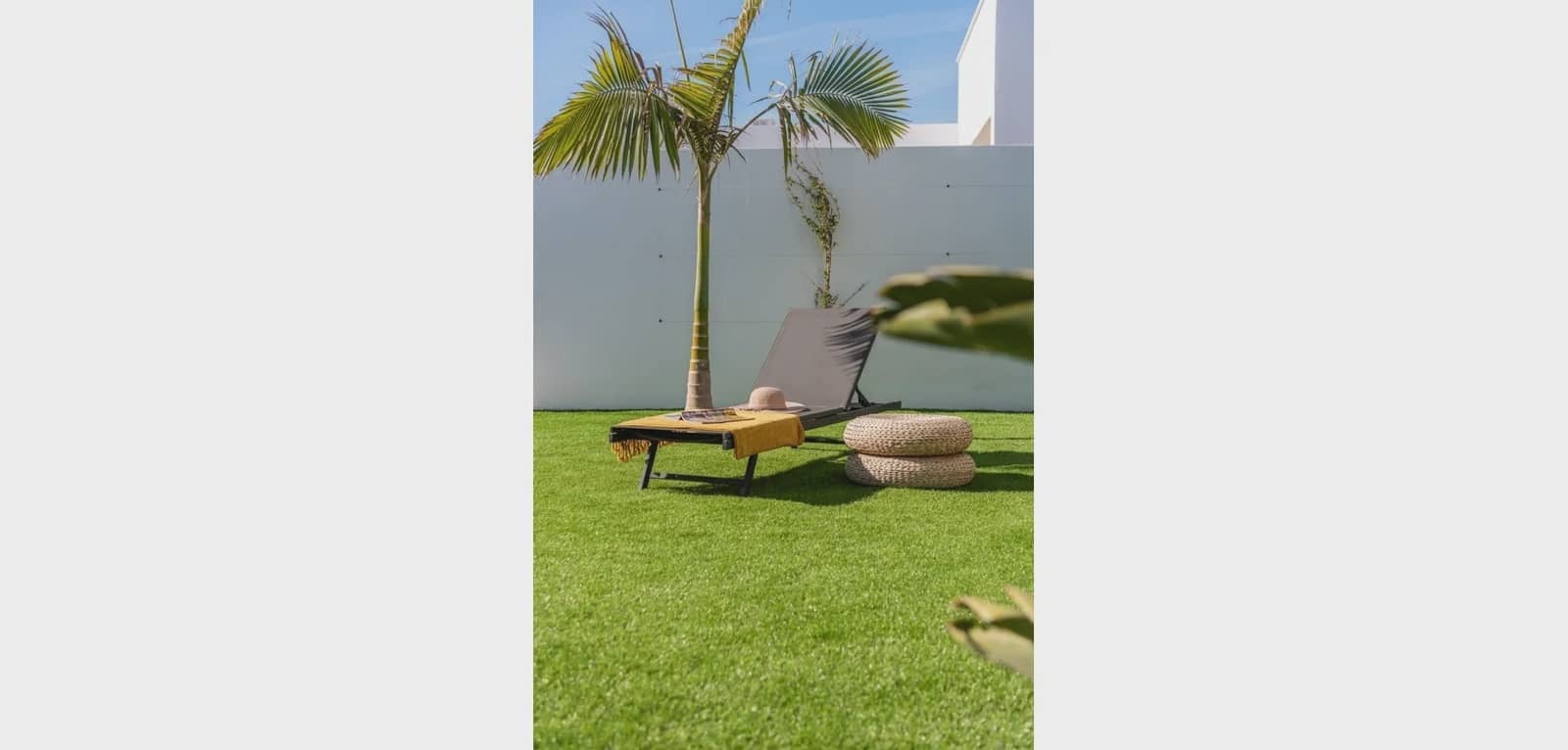 Chalet de 3 habitaciones en Mar de Cristal en venta con piscina - 549.000 € (Ref: 10003884)