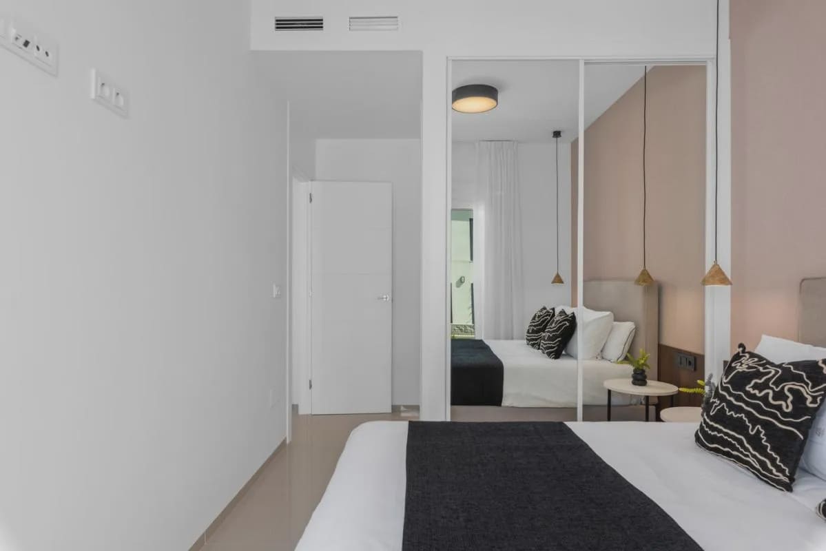 2 bedroom Apartment for sale in Rojales with pool - € 310,000 (Ref: 10003898)