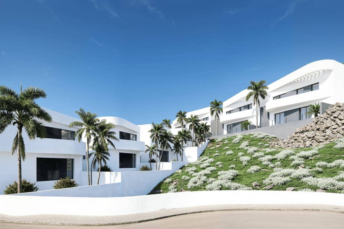 Chalet de 3 habitaciones en Algorfa en venta con piscina - 420.000 € (Ref: 10003900)