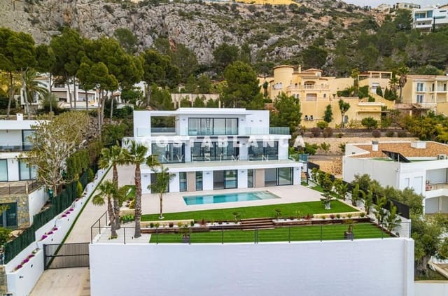 4 bedroom Villa for sale in Altea with pool - € 2,690,000 (Ref: 10013909)