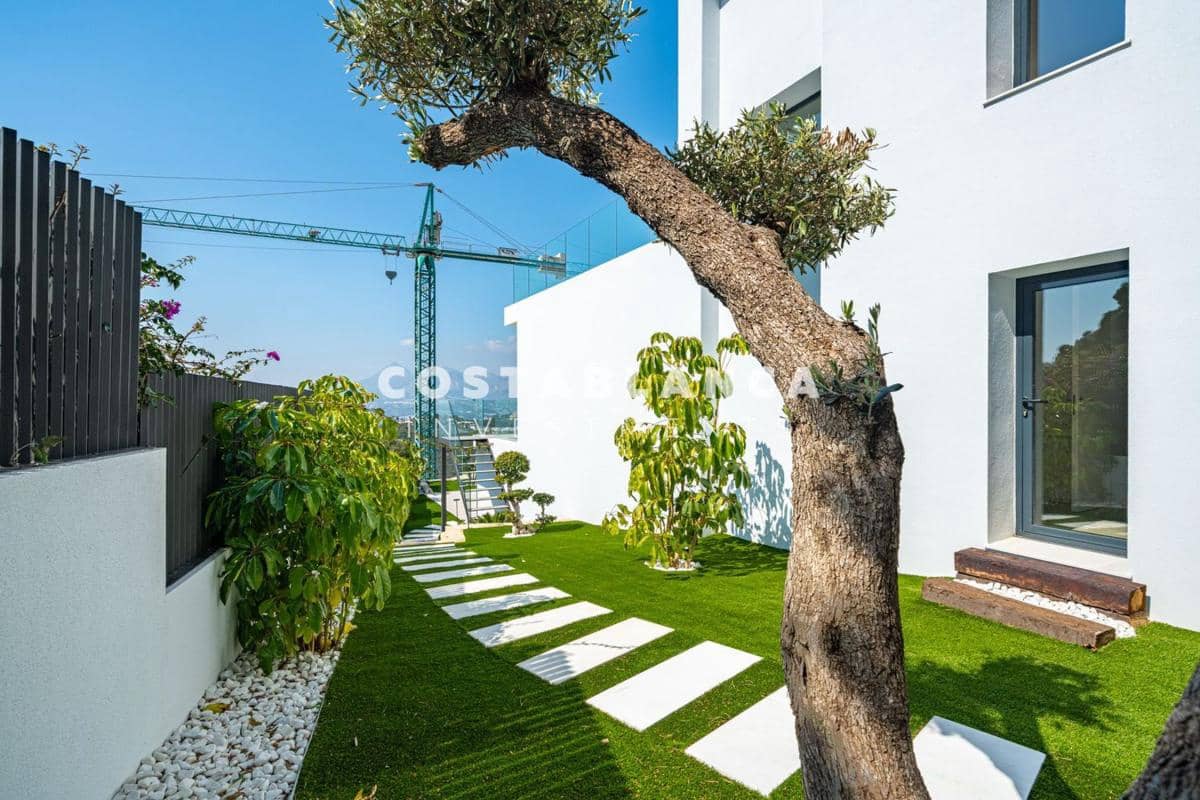 4 sovrum Villa till salu i Altea med pool - 2 690 000 € (Ref: 10013909)